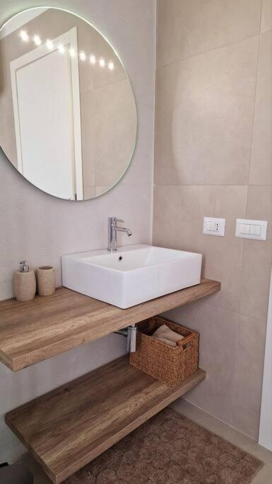 Olivella21 Luxury Apartment Montesanto Napoli Eksteriør billede